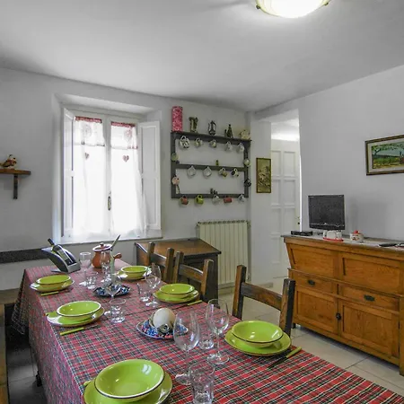 펜션 3 Bedroom Beautiful In Valpromaro